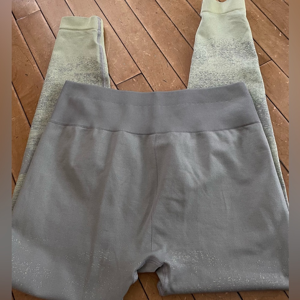 Gymshark leggings - Picture 3 of 4